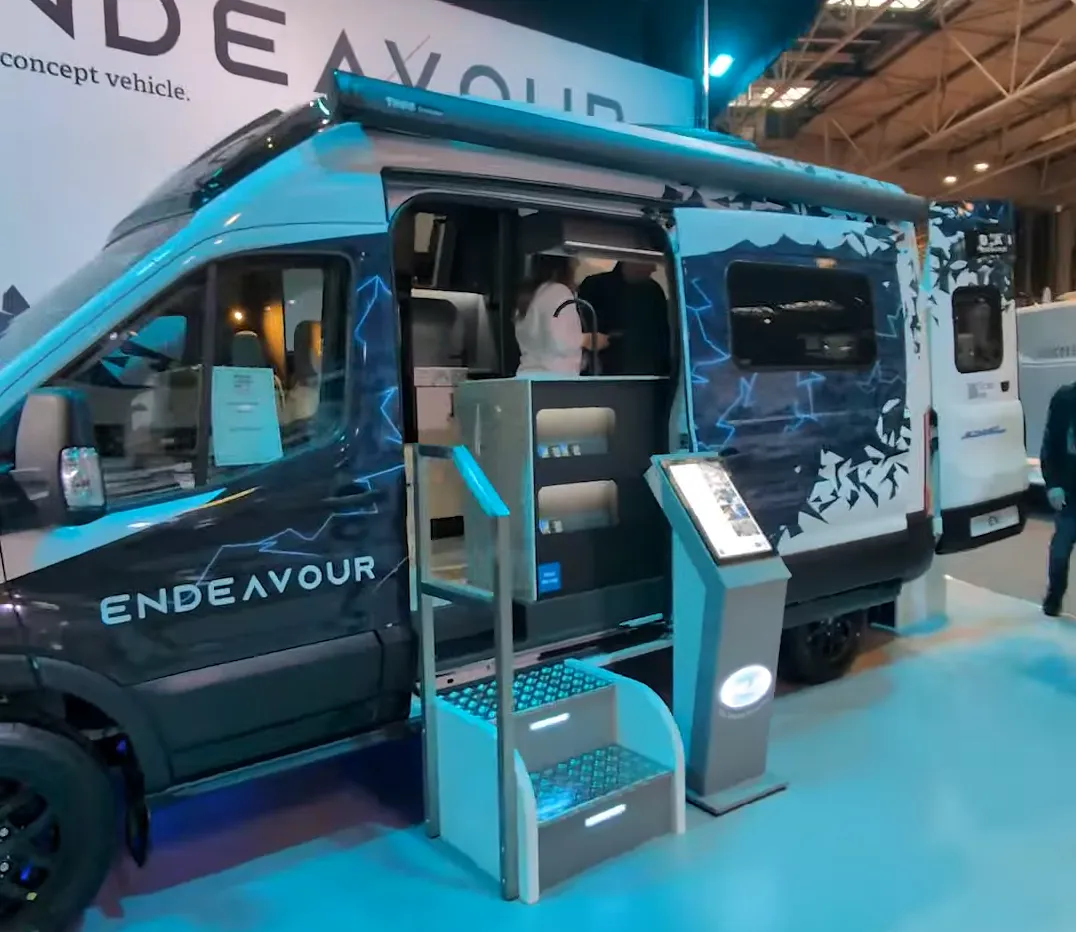 Bailey Stand Feature Endeavour