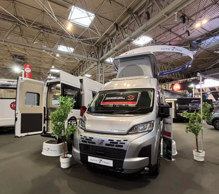 Auto Trail Stand Model