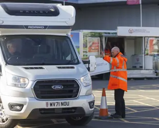 Motorhome Manoeuvring