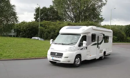 Motorhome Manoeuvring